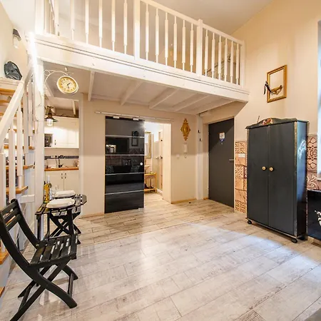 Podgorze Incognito - Wawel & Old Town Nearby - By Rentujemy Appartement *