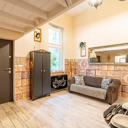 Podgorze Incognito - Wawel & Old Town Nearby - By Rentujemy Appartement