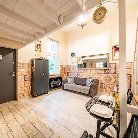 Podgorze Incognito - Wawel & Old Town Nearby - By Rentujemy Appartement Cracovie
